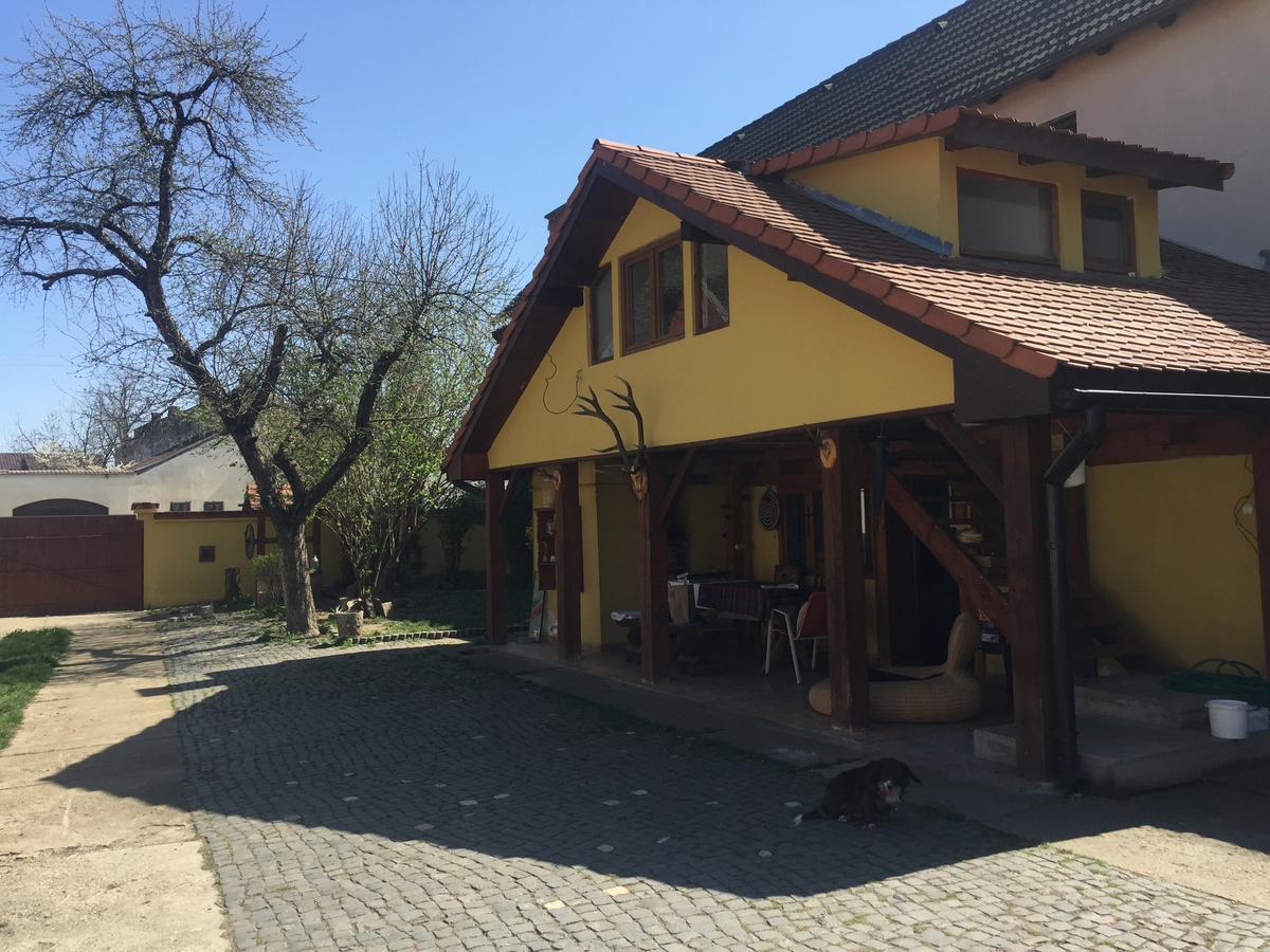 Casa Sashi Hotel Sibiu Exterior photo